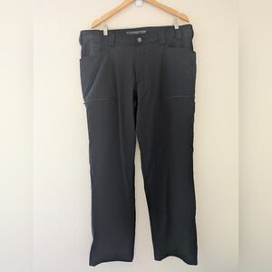 Duluth Trading Flexpedition Cargo Pants Men Size 40x34 Black Zip Pockets